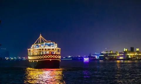 Al Mansour Dhow Cruise Dinner